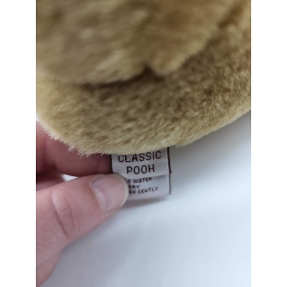Vintage Gund Classic Pooh Plush - Picture 5 of 5